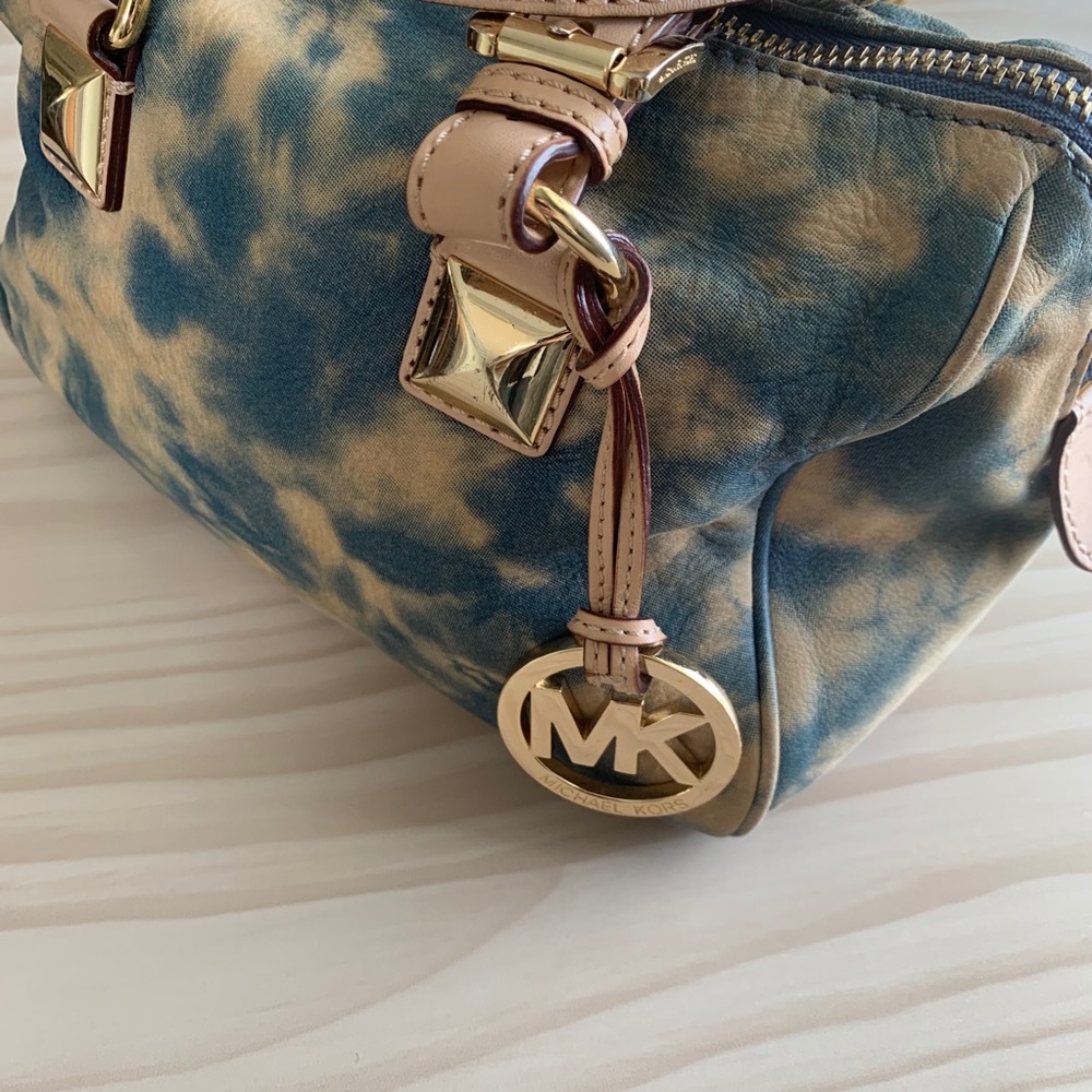 Michael Kors hand bag